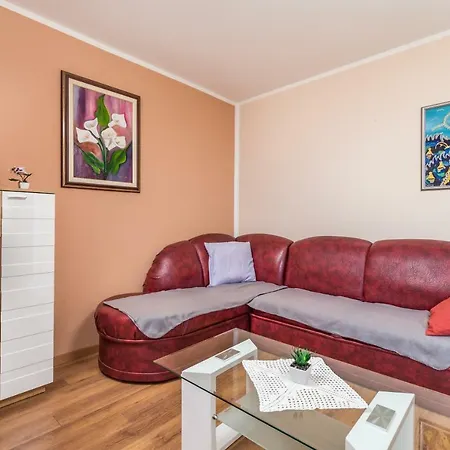 Lero Apartment *