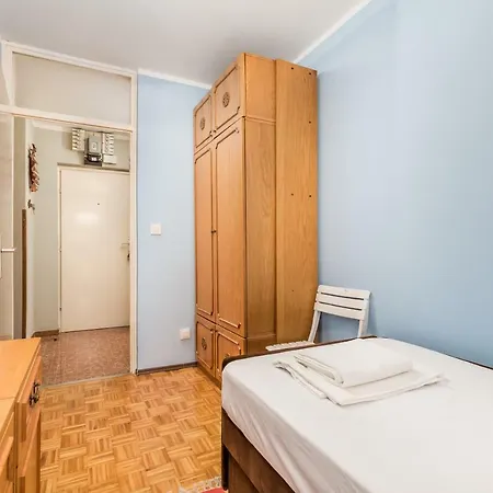 Lero Apartment *