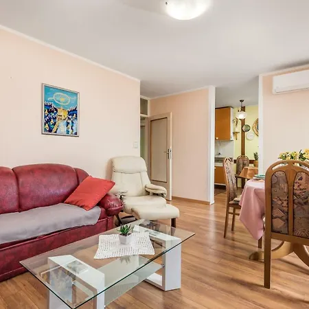 Apartment Lero